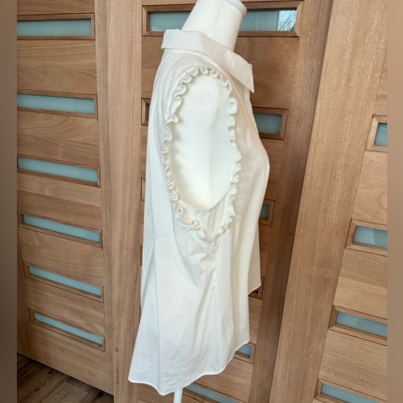 DR2 White Collared Sleeveless Blouse - Size M - Picture 4 of 9